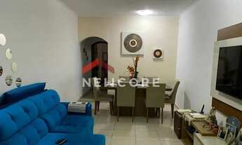 Imagem: Sobrado em Rua São Félix de Cantalício