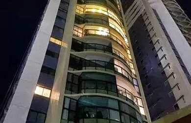 Imagem 3: ALLURES VILLAGE ANDAR ALTO EM BOA VIAGEM 3 QUARTOS E 135M² - ALTO PADRÃO - MOBILIADO