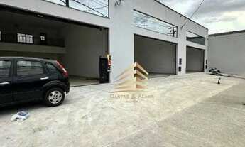 Imagem 2: Galpão para alugar, 210 m² e 4 vagas por R$ 8.450/mês - Jardim Presidente Dutra - Guarulho