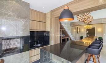 Imagem 6: Um cenário de pé-direito duplo e inteiro para você