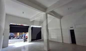 Imagem 5: Salão comercial com banheiro