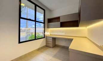 Imagem 4: Casa com 3 dormitórios à venda, 240 m² por R$ 2.600.000,00 - Condomínio Village La Montagn