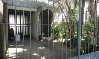 Imagem 4: Casa para Venda - 250m², 4 dormitórios, sendo 1 suites, 2 vagas - Petrópolis