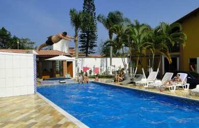 Imagem 4: Casa na praia com piscina aquecida, 2 spar, salão de jogos, ar condicionado