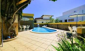 Imagem: Casa em condomínio fechado, com 4 suítes