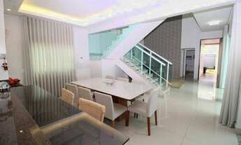 Imagem 5: Sobrado para venda tem 397 metros quadrados com 4 quartos em Jardim Karaíba - Uberlândia