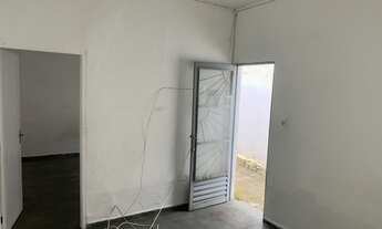 Imagem 2: Casa para aluguel possui 40 metros quadrados com 1 quarto em Jardim Armênia - Mogi das Cru