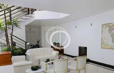 Imagem 3: Privacidade da casa de rua em localização nobre