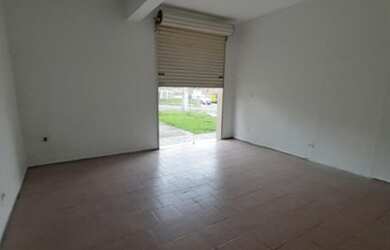 Imagem 3: Loja para alugar por R$ 750.00, 35.00 m2 - PRADO VELHO - CURITIBA/PR