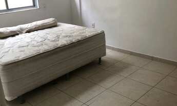 Imagem 5: Apartamento colado no metrô