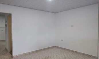 Imagem 6: Casa familiar com 2 quartos, espaço verde e edícula!