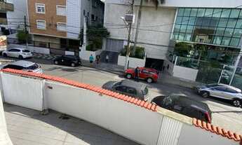 Imagem 4: Sobrado para venda tem 161 metros quadrados com 3 quartos em Ponta da Praia - Santos - SP