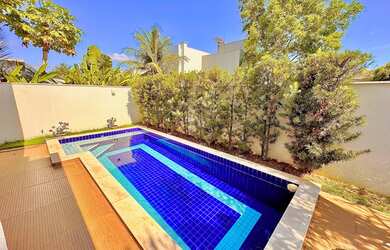 Imagem 3: Condomínio belvedere- locação- sobrado - 3 suítes sendo uma master, 264 m2 de área constru