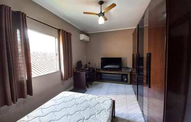 Imagem 7: PRAIA GRANDE - Casa Padrão - CANTO DO FORTE