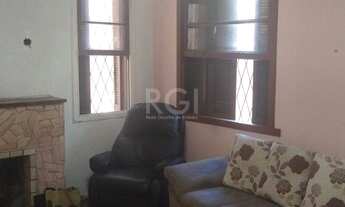 Imagem 7: Casa de 4 dormitórios na Av. Teresópolis bairro Teresópolis