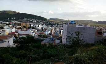 Imagem: Vendo terreno no alto cardeal