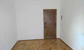 Imagem 3: Apartamento Bem Localizado, 1 Dormitório com Armário, Elevador