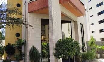 Imagem 7: Apartamento para aluguel e venda possui 193 metros quadrados com 4 quartos