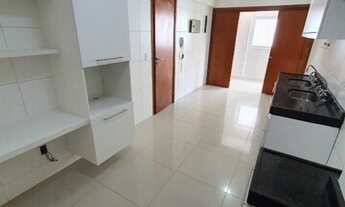 Imagem 4: LUXUOSO AP NA PONTA VERDE COM ARMÁRIOS