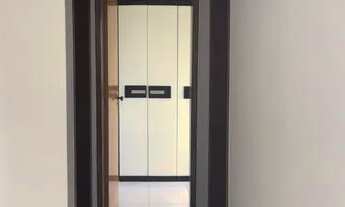 Imagem 5: Apartamento Terceiro andar com Planejados na cozinha, banheiro e guarda roupa no quarto