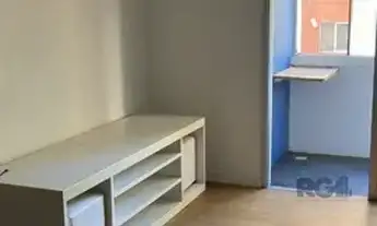 Imagem 2: Imóvel de 2 d, sacada com churrasqueira e com infraestrutura completa