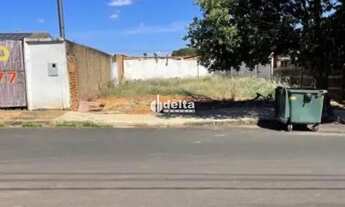 Imagem: Terreno disponível para venda no bairro