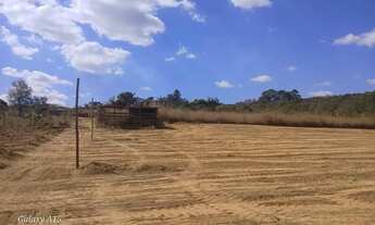 Imagem 3: CHÁCARA À VENDA Local: 10km da BR-070 20 km da ceilandia norte