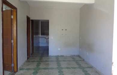 Imagem 5: QR 110 Sobrado com 3 Casas com 2 Quartos Lado Metrô Escriturado em Samambaia Sul DF