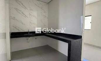 Imagem 5: Casa à Venda em Vila Anália, Montes Claros (MG) 2 Quartos, Financiamento Aceito