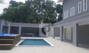 Imagem 3: CASA TRIPLEX COM 6 QUARTOS SUÍTES À VENDA NO CONDOMÍNIO SANTA MARINA NA BARRA DA TIJUCA