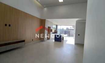 Imagem 2: Casa de condomínio em Rua José de Abreu Neto - Jardim Esmeralda - Marília/SP