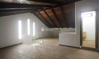 Imagem 16: Casa c/ piscina 388 m² para locação ? 4 dormitórios (1 suíte) ? 2 vagas ? Jardim Itu / Por