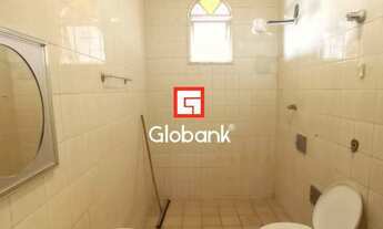 Imagem 3: Casa em Montes Claros, no bairro Conjunto Cristo Rei, à venda