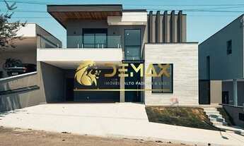 Imagem: Sobrado de Luxo com Piscina no Terras do