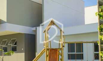 Imagem 2: Sobrado para venda possui 91 metros quadrados com 3 quartos em Nova Parnamirim - Parnamiri