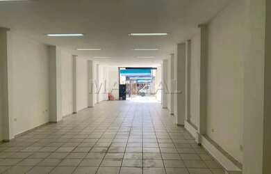 Imagem 3: Loja comercial na Avenida Imirim, com 140m² de salão, 2 banheiros, copa cozinha, 2 vagas