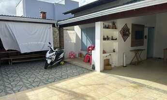 Imagem: Vende linda casa com piscina no bairro Antares