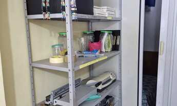 Imagem 7: Vende-se balcões e prateleiras