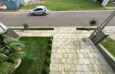 Imagem 7: Elegância e Conforto: Casa de Alto Padrão com Piscina no Cyrela Landscape Seminário