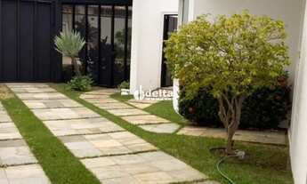 Imagem 2: Casa residencial com 3 quartos sendo 1 suíte disponível para locação no bairro Jardim Kara