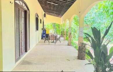 Imagem 4: Venda ou Locação - Maravilhosa casa com área verde de aproximadamente 4.000 M²