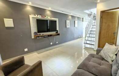 Imagem 2: Sobrado para venda em Parada Inglesa com 3 quartos, sendo 1 suíte , 92m²