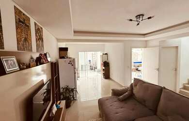 Imagem 3: Sobrado de Esquina com Piscina