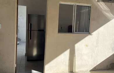 Imagem 2: Aluga-se kitnet Marumbi R$ 700 reais