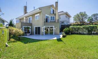 Imagem: Quintal amplo, com possibilidade para piscina