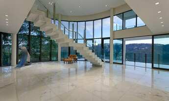 Imagem 2: CASA VALE DOS CRISTAIS 5 QUARTOS