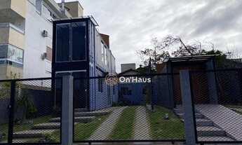 Imagem 3: Terreno com 450m² contendo 4 containers por R$ 1.300.000 - Campeche - Florianópolis/SC