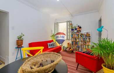 Imagem 3: Apartamento com 2 dormitórios à venda, 51 m² por R$ 264.500,00 - Centro Histórico - Porto