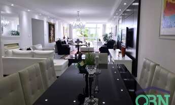 Imagem 2: OPORTUNIDADE!!! Apto. em Prédio Frente ao Mar com 3 Dorm, 235 m²ÚTEIS - Venda por R$ 2.500