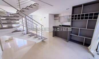 Imagem 2: Casa triplex semi mobiliada 4d sendo 2 suítes e terraço com infra de clube junto a perimet